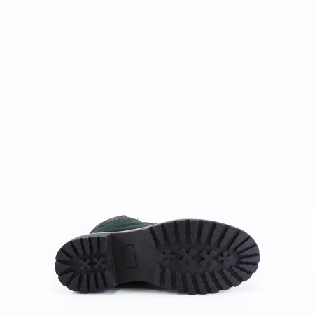 Зеленые ботинки с декоративной шнуровкой